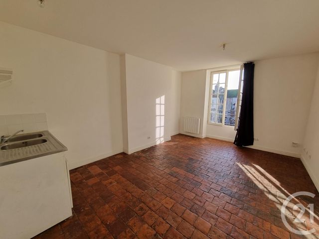 Appartement T2 à vendre - 2 pièces - 35.8 m2 - CLAMECY - 58 - BOURGOGNE - Century 21 Agence Ducreux